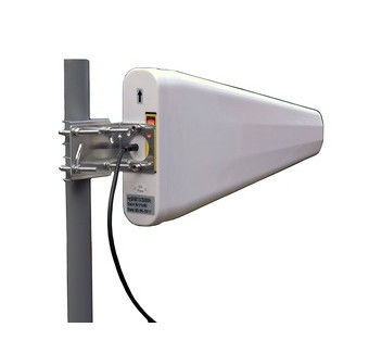 12dBi Directional LPDA Antenna for 4G LTE Network Customizable and N Female Connector
